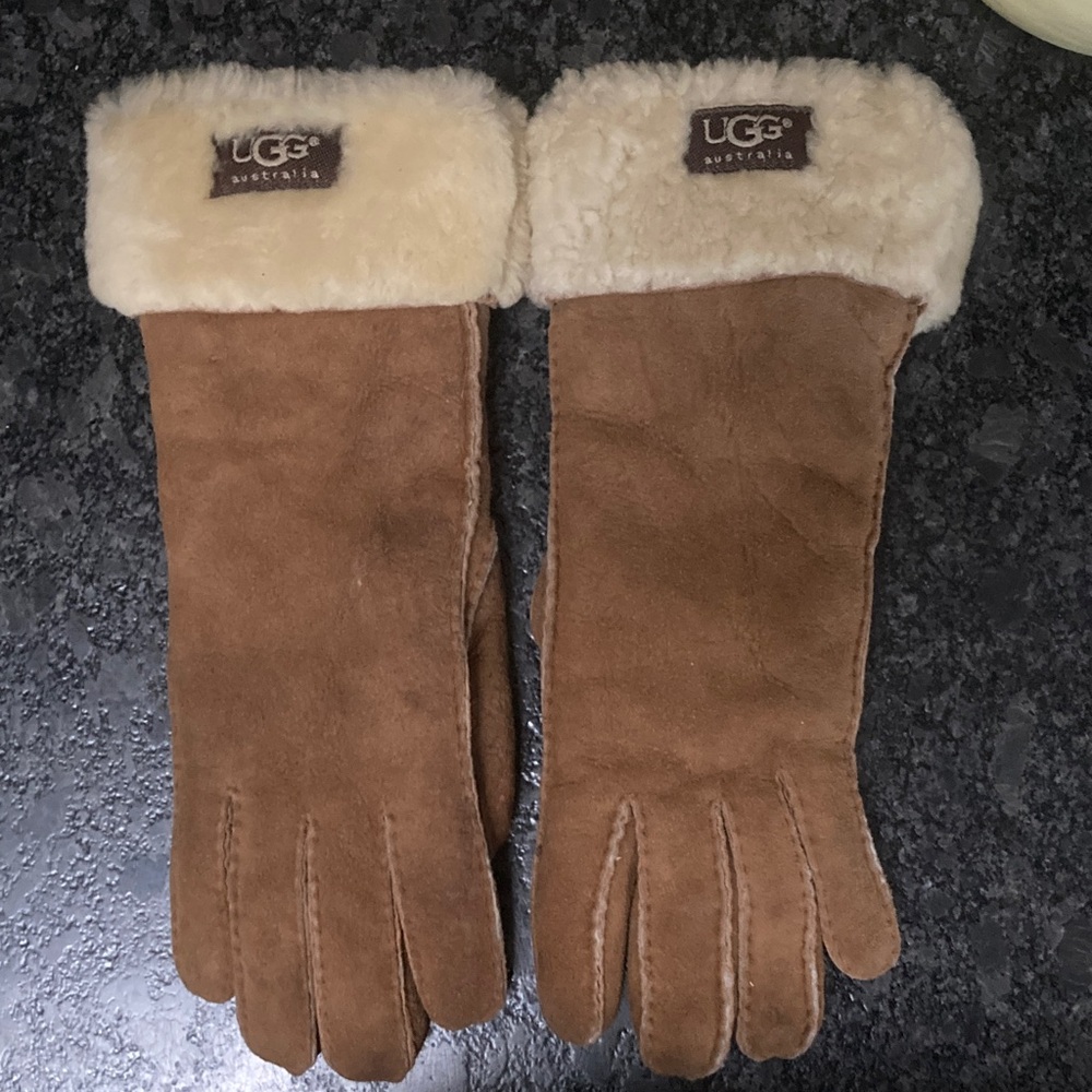 UGG Women's Brown Suede Gloves with Cream Shearling